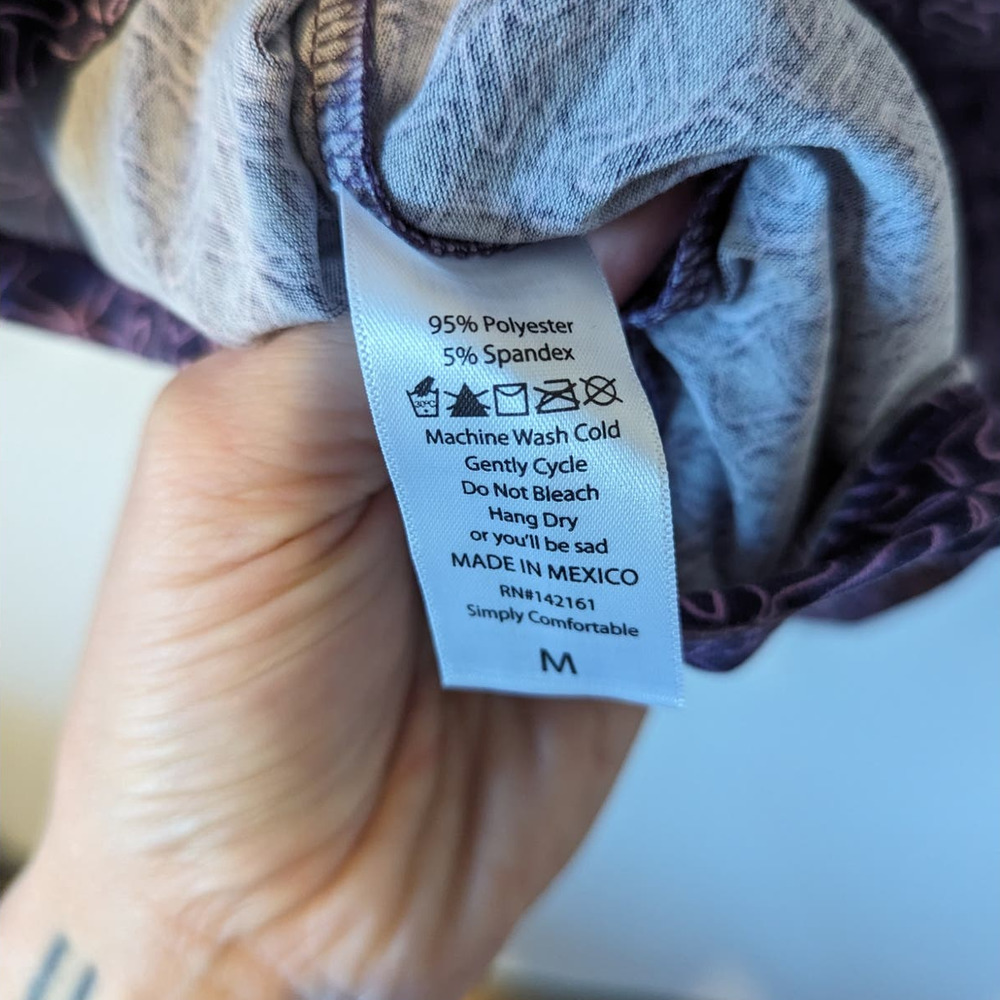 NWT Lularoe Purple Pattern Classic T Size M - Picture 5 of 5